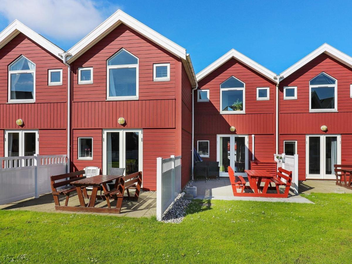 6 Person Holiday Home In Hadsund エクステリア 写真